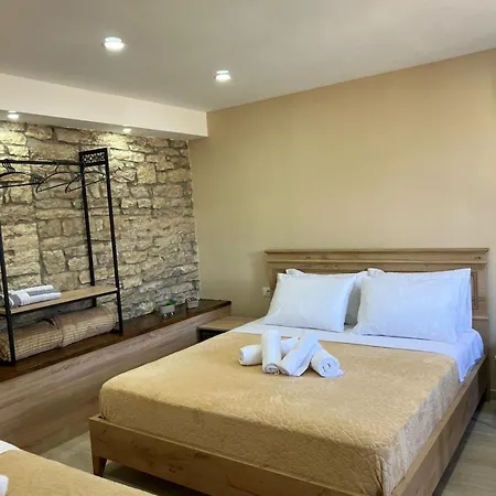 Mene * Gjirokastër